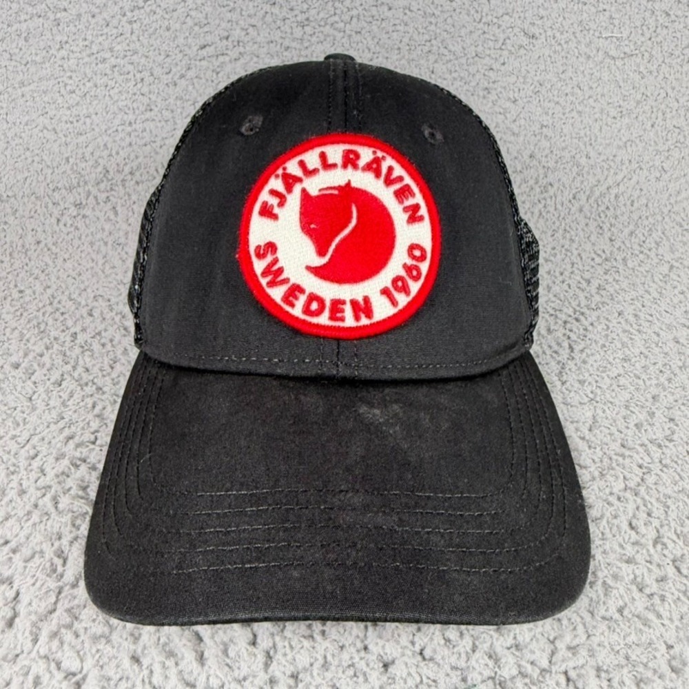 Fjallraven Trucker Cap Unisex Medium Black Outdoor Streetwear Gorpcore Patch Hat
